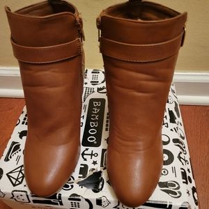 Women wedge boots